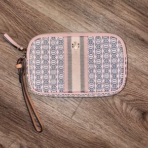 COPY - Used Tory Burch Gemini Link Wristlet